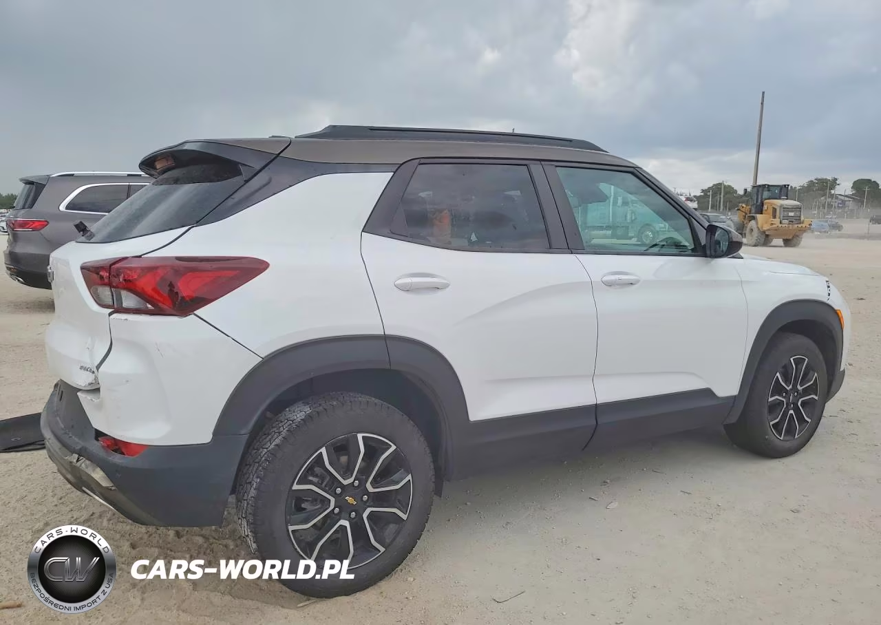 2021 Chevrolet Trailblazer Activ VIN:KL79MSSL2MB161097 - 3