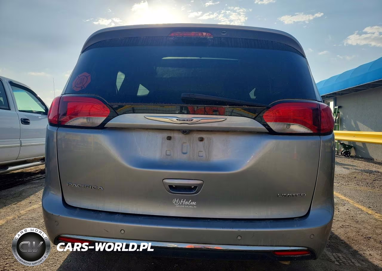 2020 Chrysler Pacifica Limited VIN:2C4RC1GG7LR280713 - 6