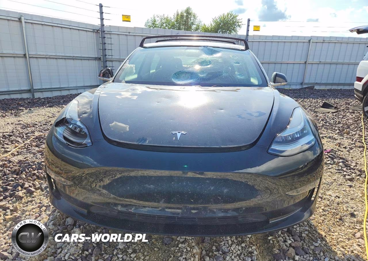 2018 Tesla Model 3 VIN:5YJ3E1EBXJF182209 - 5