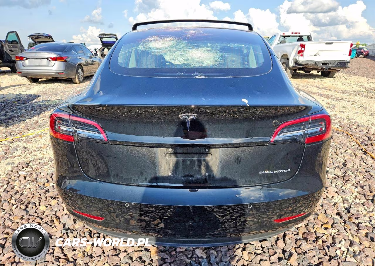 2018 Tesla Model 3 VIN:5YJ3E1EBXJF182209 - 6