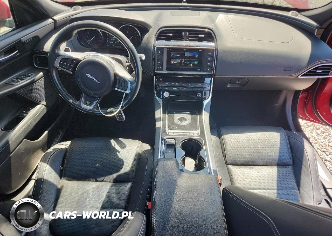 2017 Jaguar Xe R - Sport VIN:SAJAL4BV0HA948627 - 8
