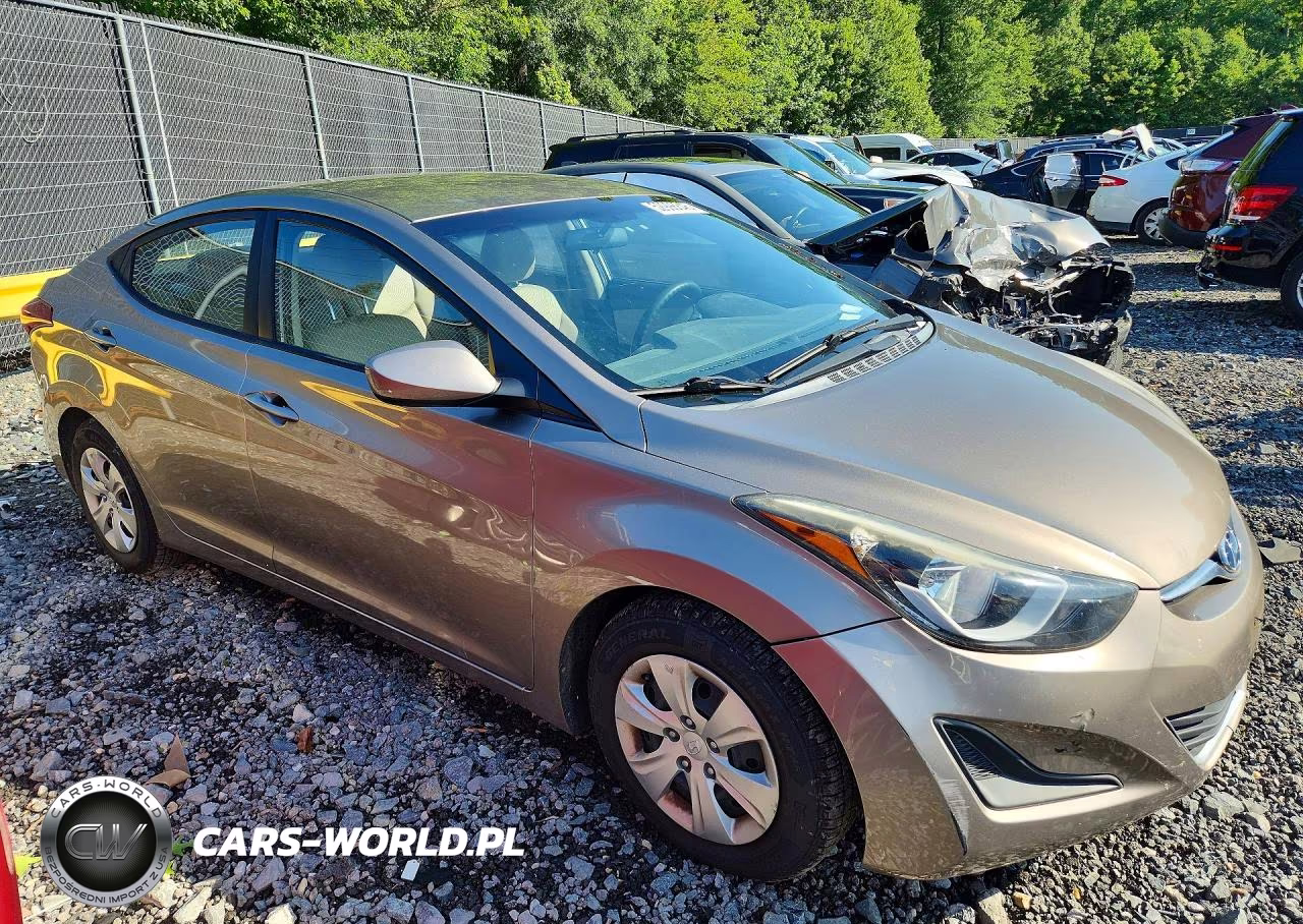 2016 Hyundai Elantra Se VIN:5NPDH4AE4GH782778 - 4