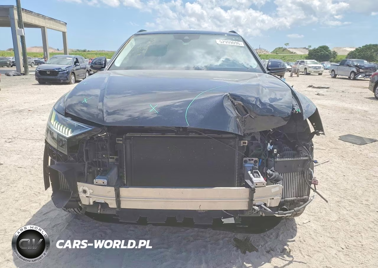 2019 Audi Q8 Prestige S-Line VIN:WA1FVAF1XKD042392 - 5