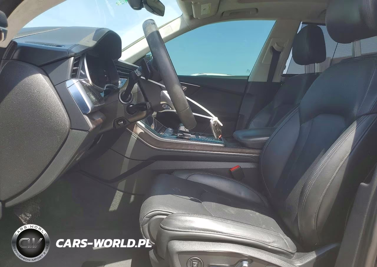 2019 Audi Q8 Prestige S-Line VIN:WA1FVAF1XKD042392 - 7