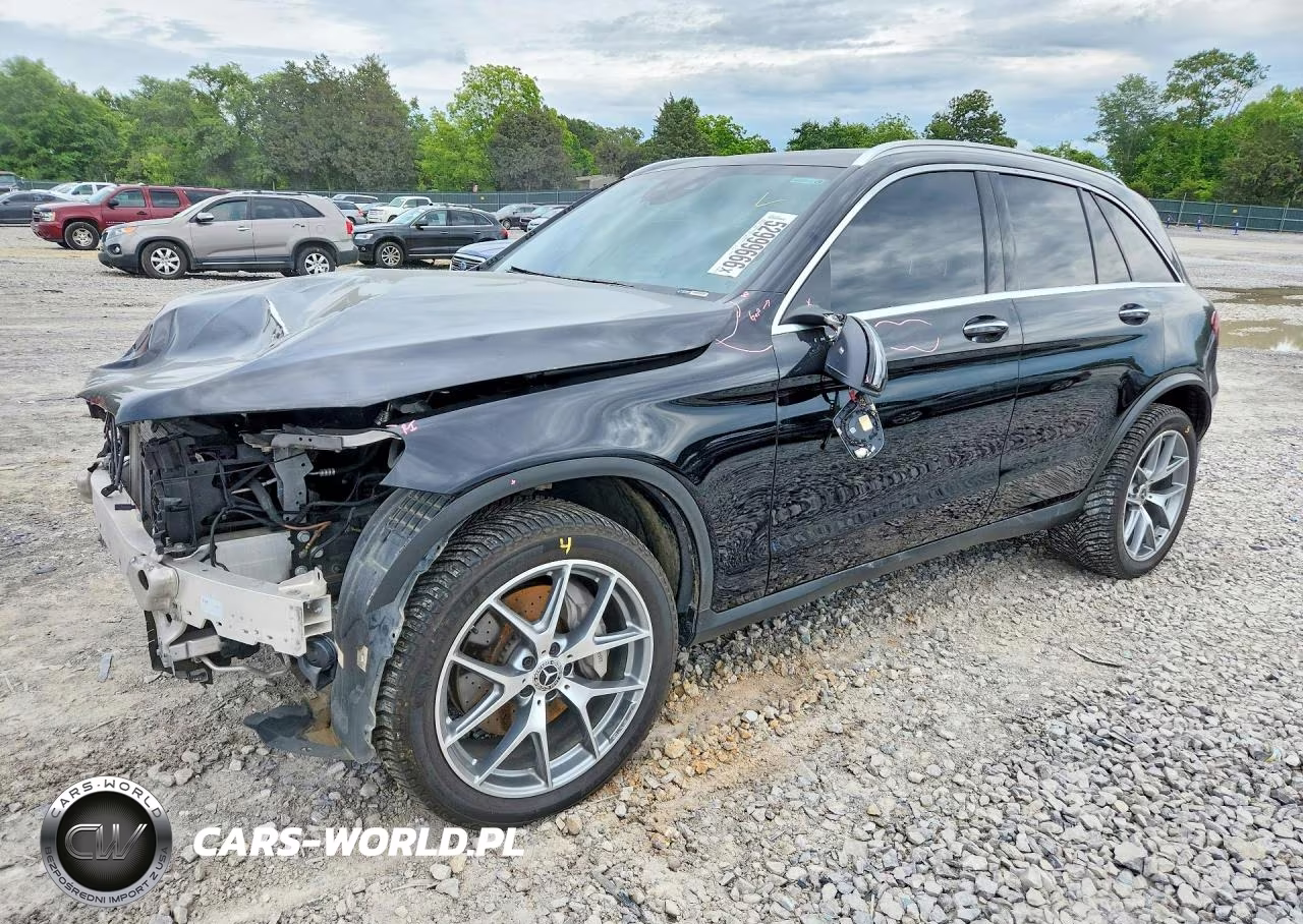 2020 Mercedes-Benz Glc 300 – zdjęcie 1 z 13