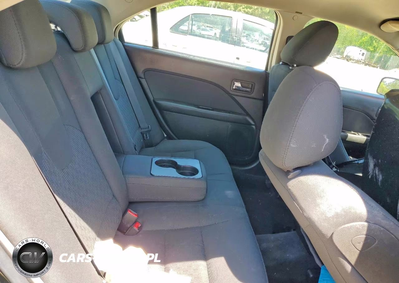 2010 Ford Fusion Se VIN:3FAHP0HG2AR333209 - 10