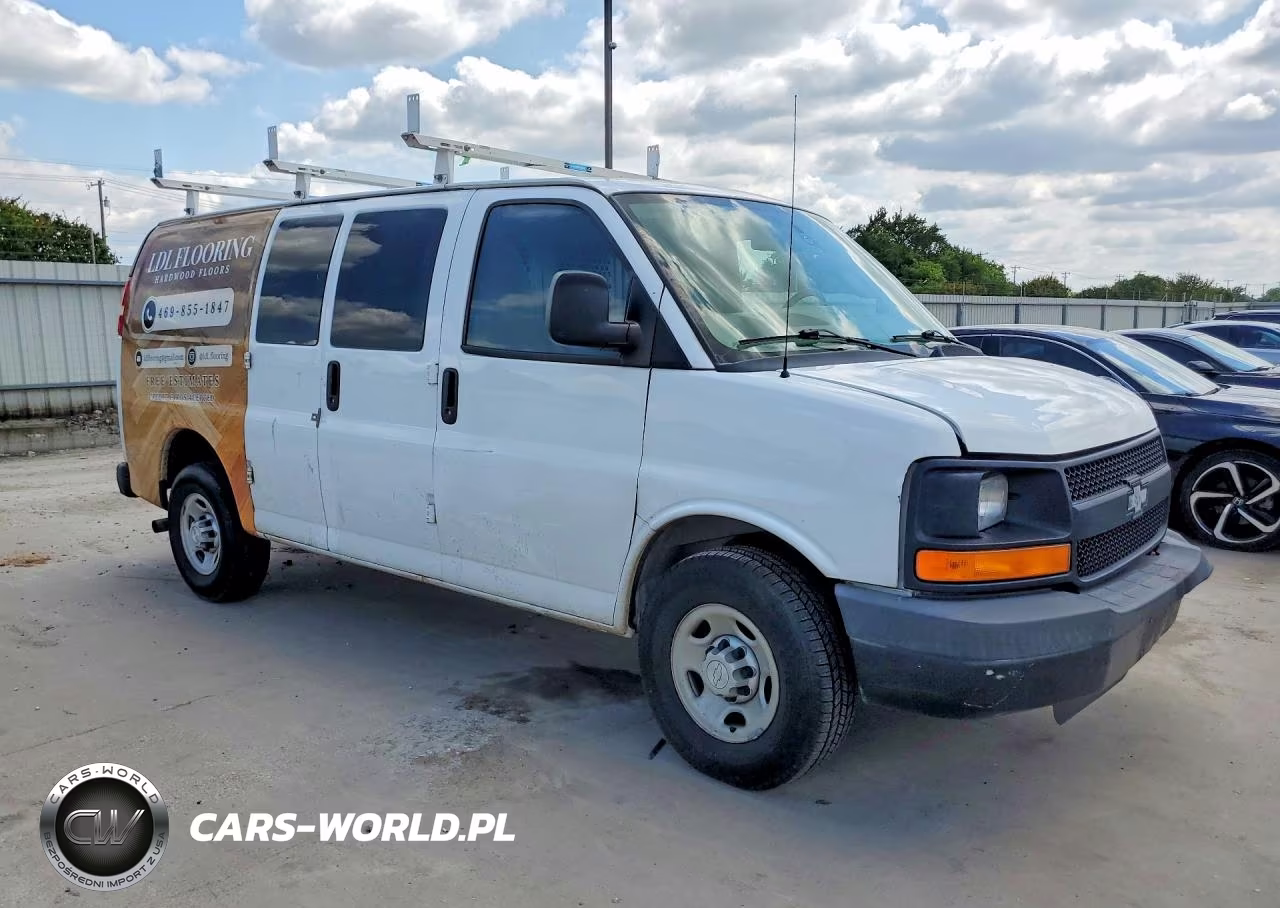2016 Chev Express G2500 VIN:1GCWGAFF8G1286613 - 4
