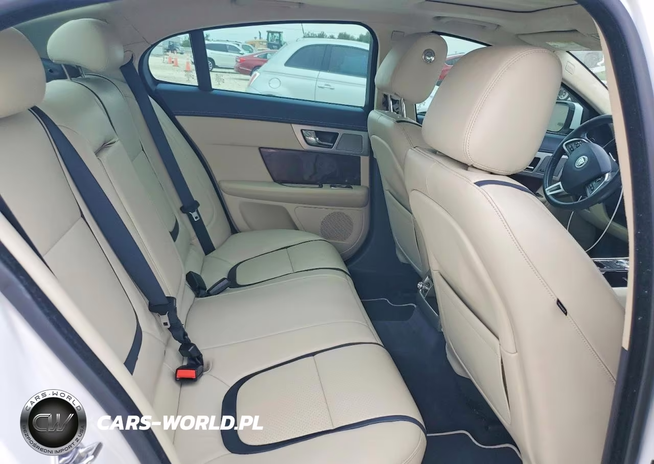 2013 Jaguar Xf VIN:SAJWA0E75D8S68192 - 10