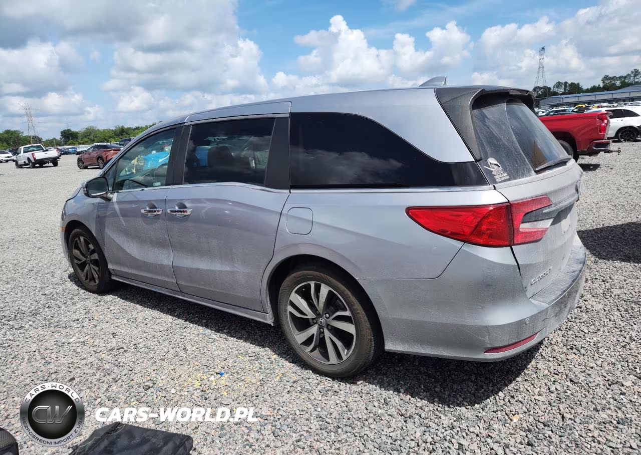 2021 Honda Odyssey Touring VIN:5FNRL6H81MB029963 - 2