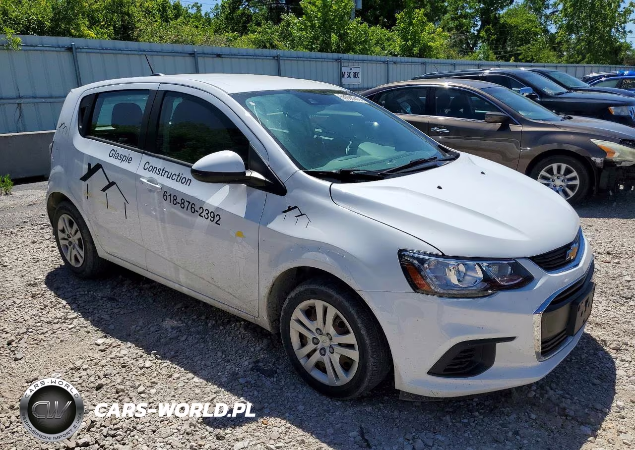 2020 Chevrolet Sonic VIN:1G1JG6SB8L4139543 - 4