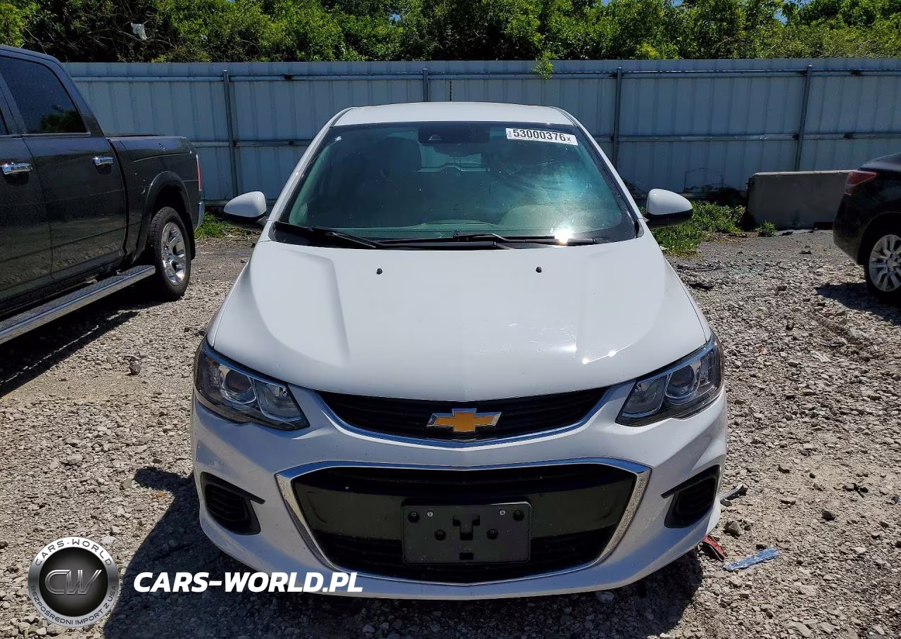 2020 Chevrolet Sonic VIN:1G1JG6SB8L4139543 - 5