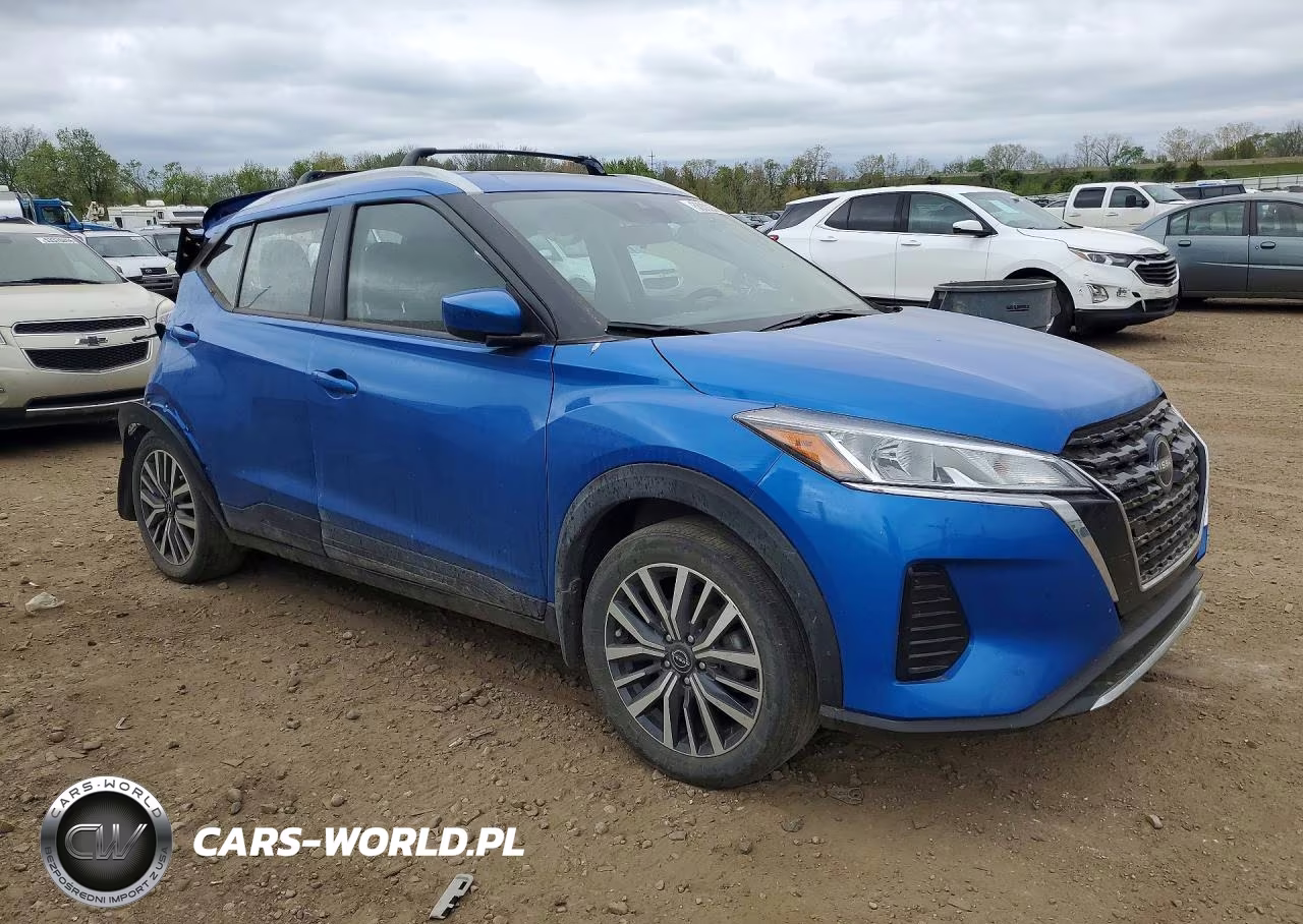 2023 Nissan Kicks Sv VIN:3N1CP5CV8PL473982 - 4