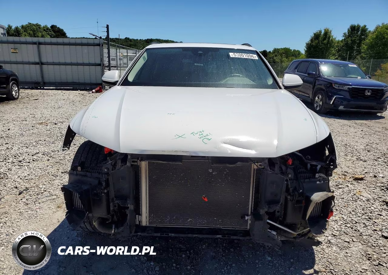 2023 Audi Q8 Premium Plus S-Line VIN:WA1EVBF10PD016733 - 5
