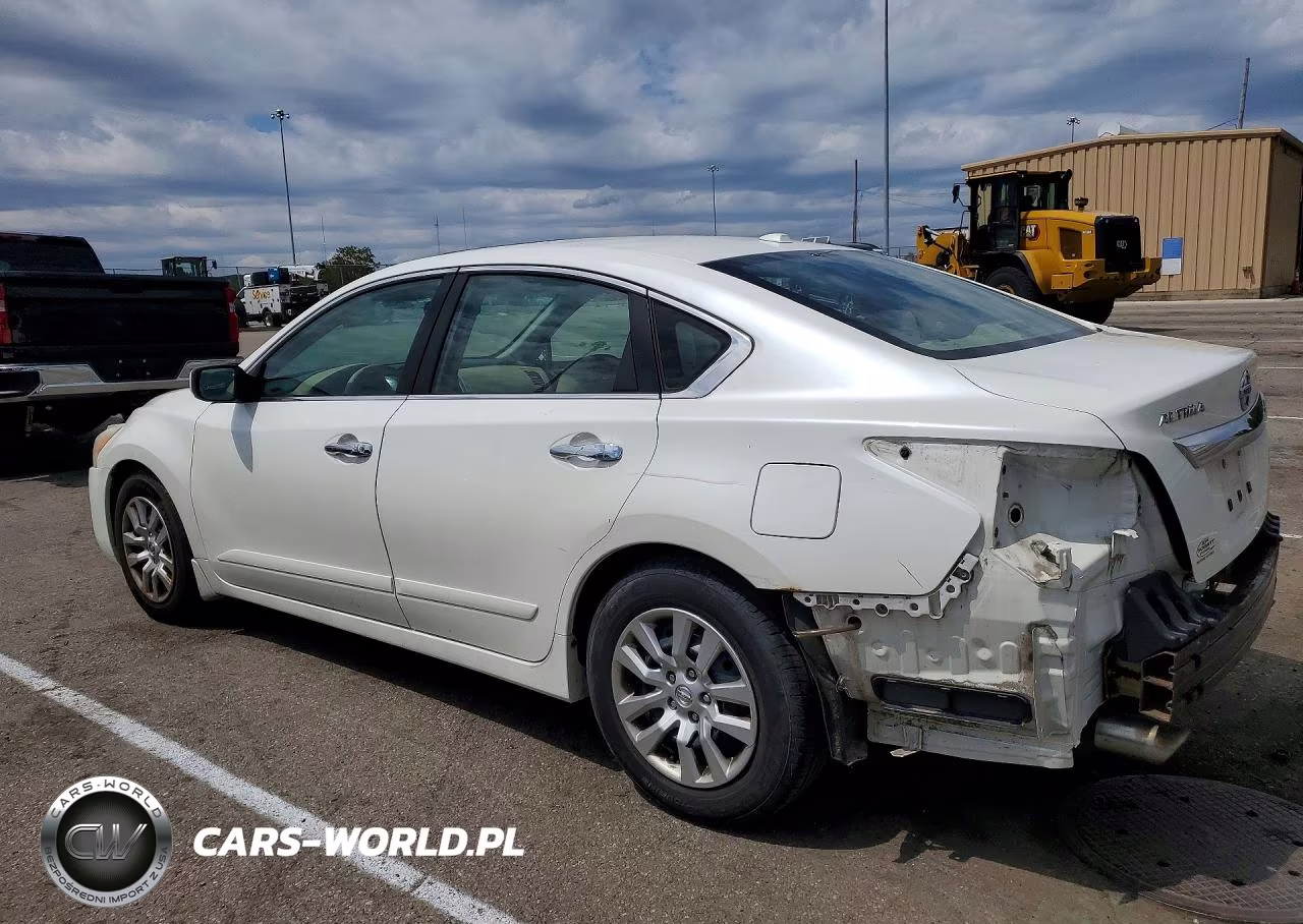 2015 Niss Altima VIN:1N4AL3APXFC210031 - 2