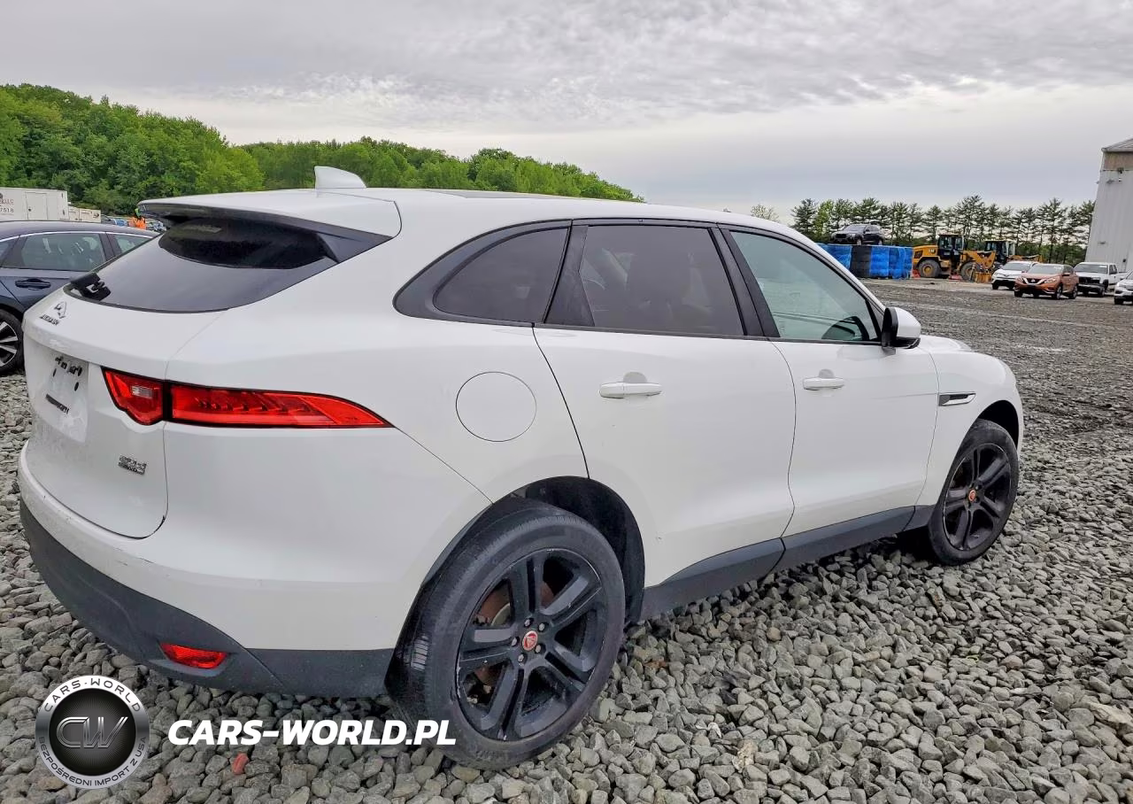 2017 Jaguar F-Pace VIN:SADCS2BN7HA089703 - 3