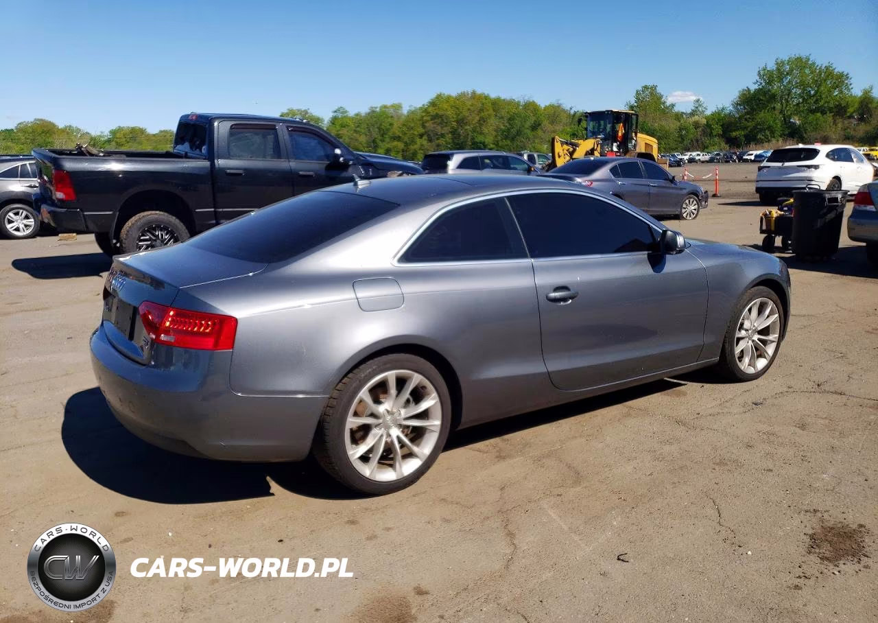 2014 Audi A5 Premium Plus VIN:WAULFAFR7EA002768 - 3