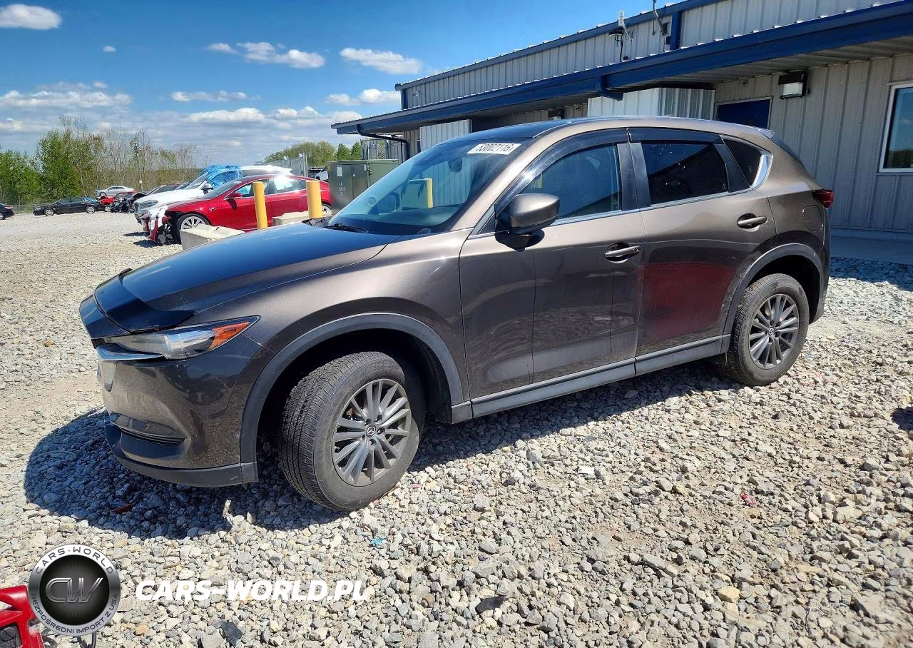 2017 Mazda Cx-5 Touring – zdjęcie 1 z 13