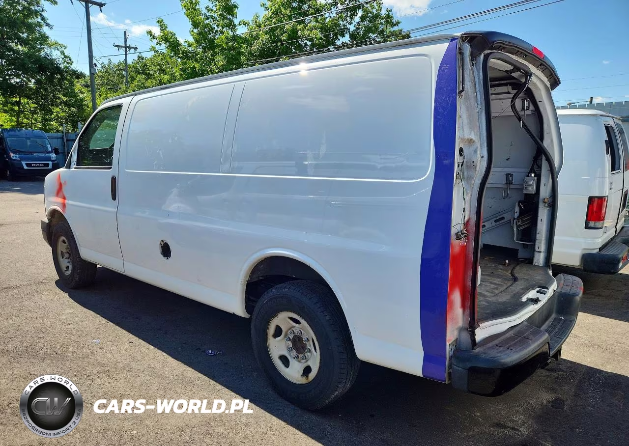 2015 Chevrolet Express G2500 VIN:1GCWGFCF7F1159867 - 2