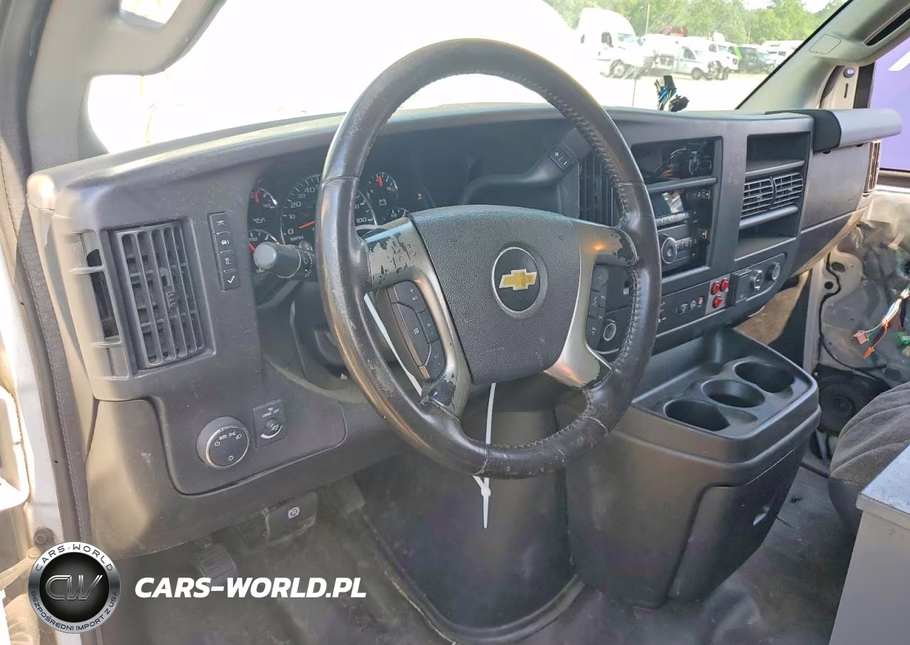 2016 Chevrolet Express G2500 VIN:1GCWGAFF7G1315082 - 8