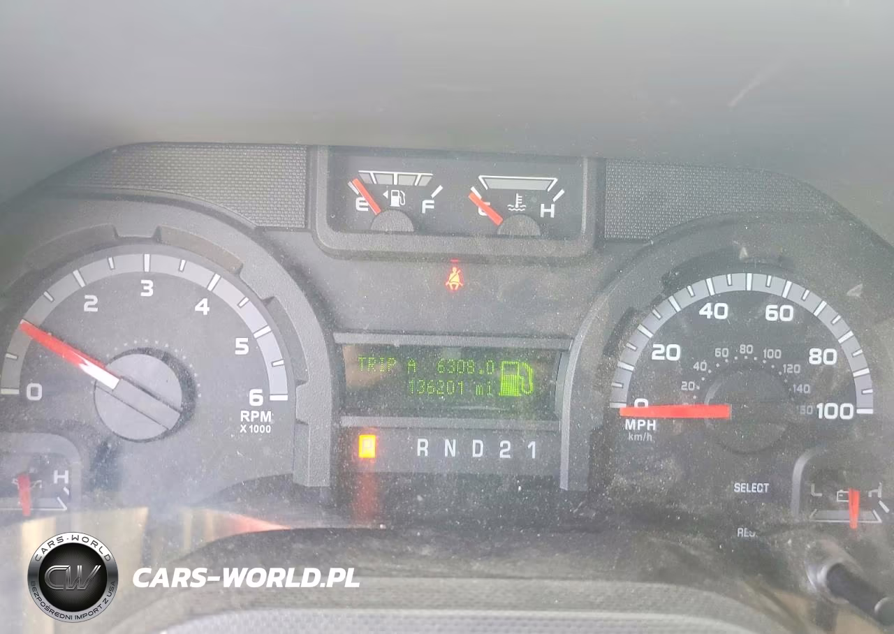 2011 Ford Econoline E250 Van VIN:1FTNE2EL0BDB25923 - 9