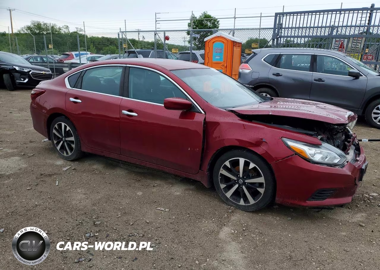 2018 Nissan Altima 2.5 Sr VIN:1N4AL3AP4JC121659 - 4