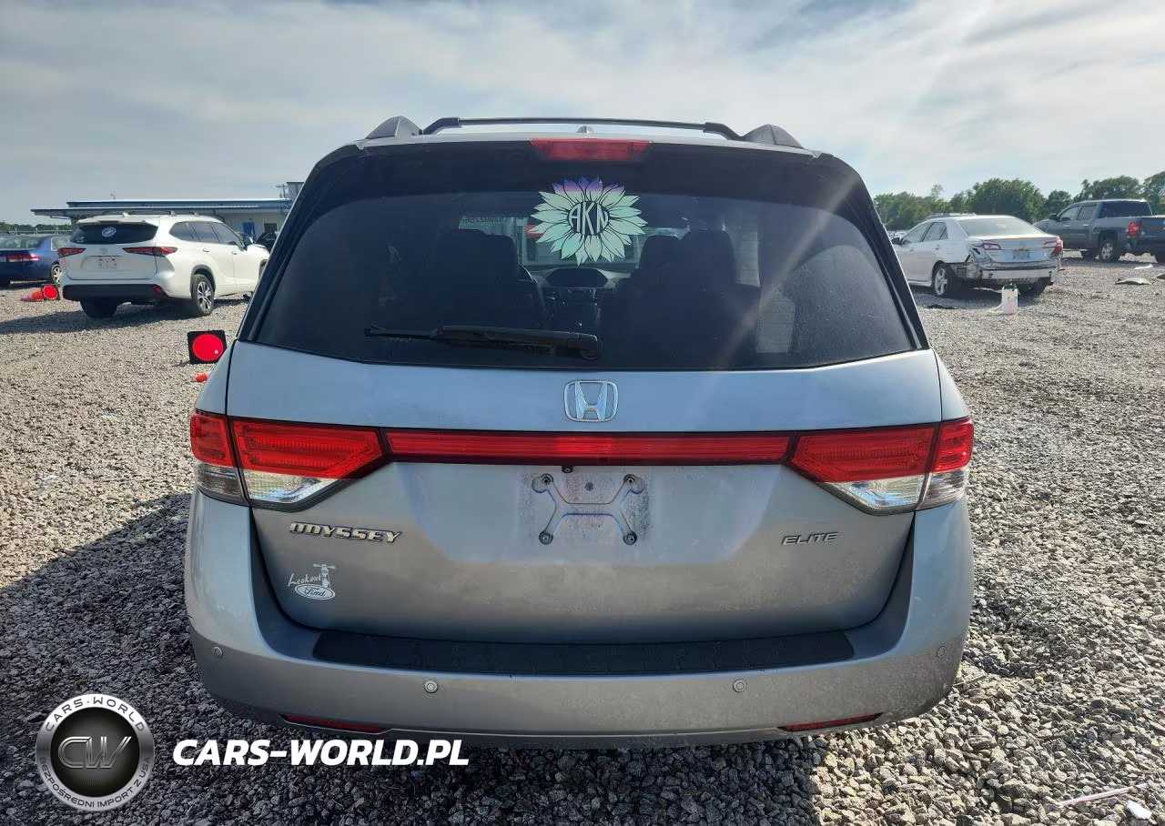 2016 Honda Odyssey Touring VIN:5FNRL5H90GB097730 - 6