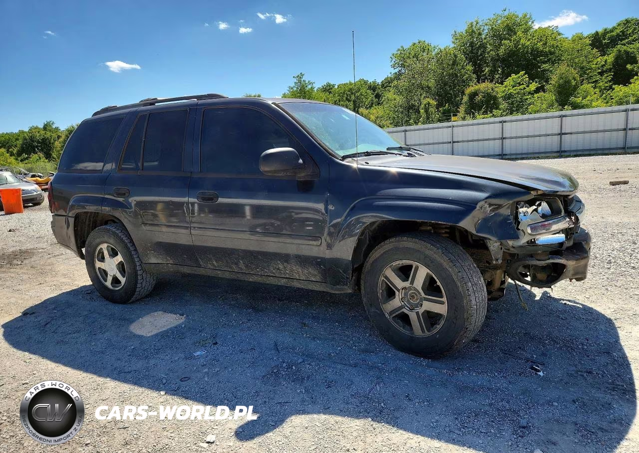 2006 Chevrolet Trailblazer Ls VIN:1GNDT13S362228946 - 4