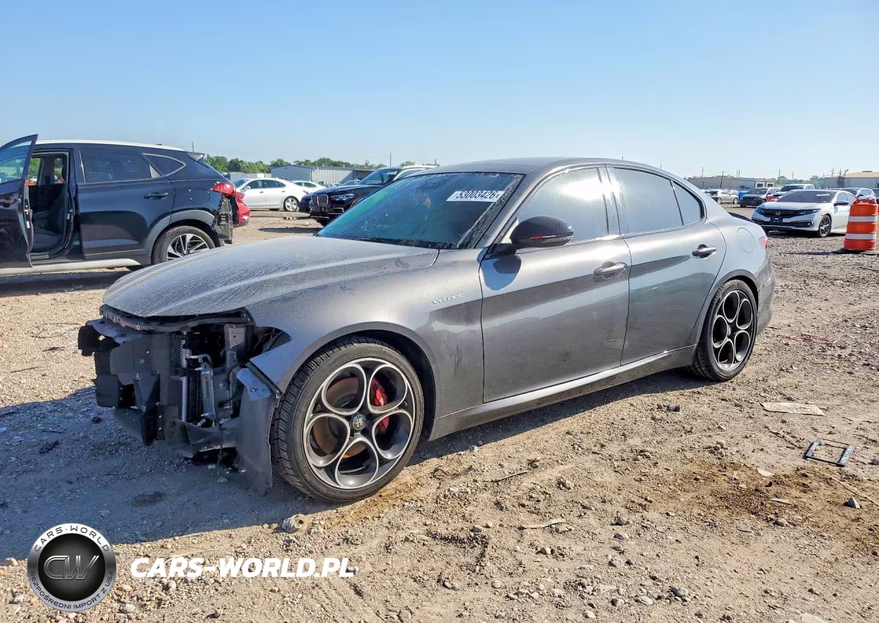 2023 Alfa Romeo Giulia Ti
