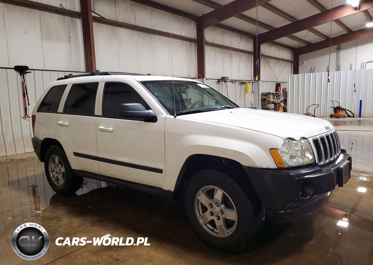 2007 Jeep Grand Cherokee Laredo VIN:1J8GR48K17C629835 - 4