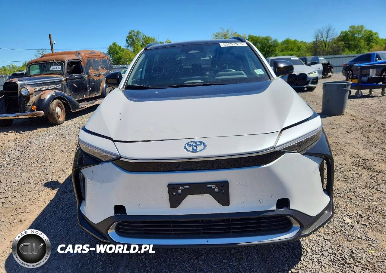 2023 Toyota Bz4X Limited VIN:JTMABACA0PA032136 - 5