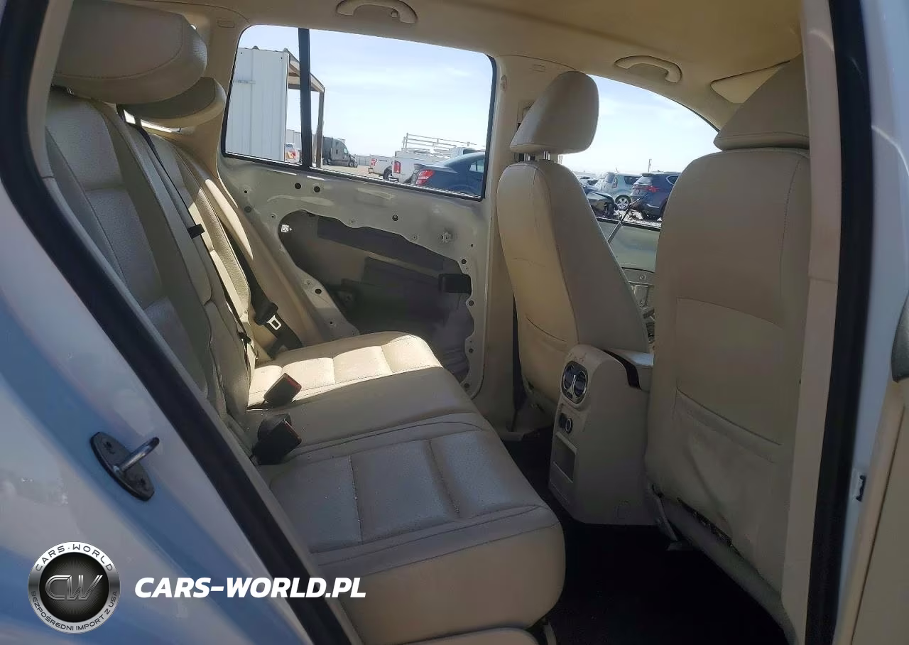 2016 Volkswagen Tiguan S VIN:WVGAV7AX5GW530705 - 11