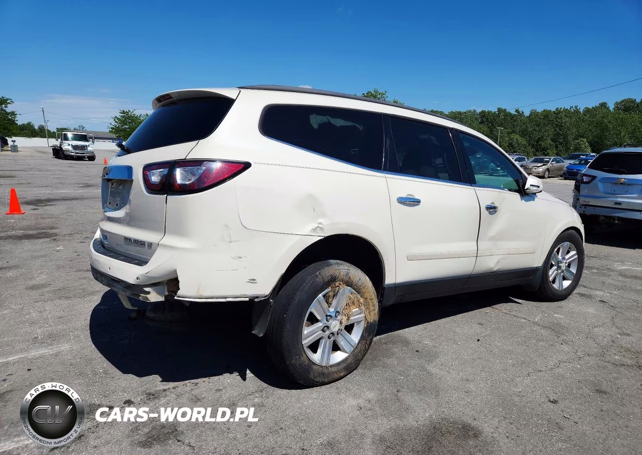 2013 Chevrolet Traverse Lt VIN:1GNKRJKD8DJ135920 - 3