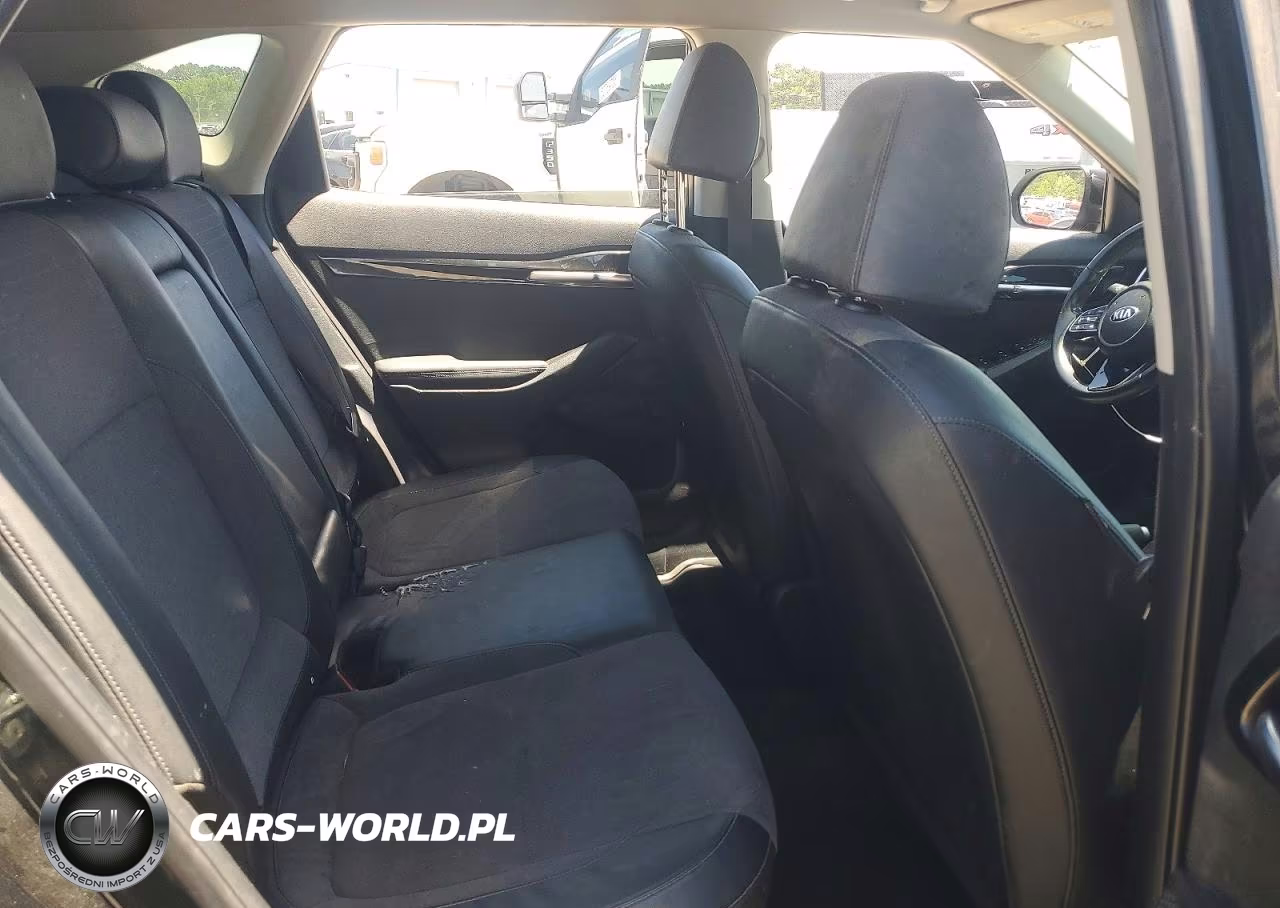 2021 Kia Seltos S VIN:KNDEU2AA0M7229949 - 11