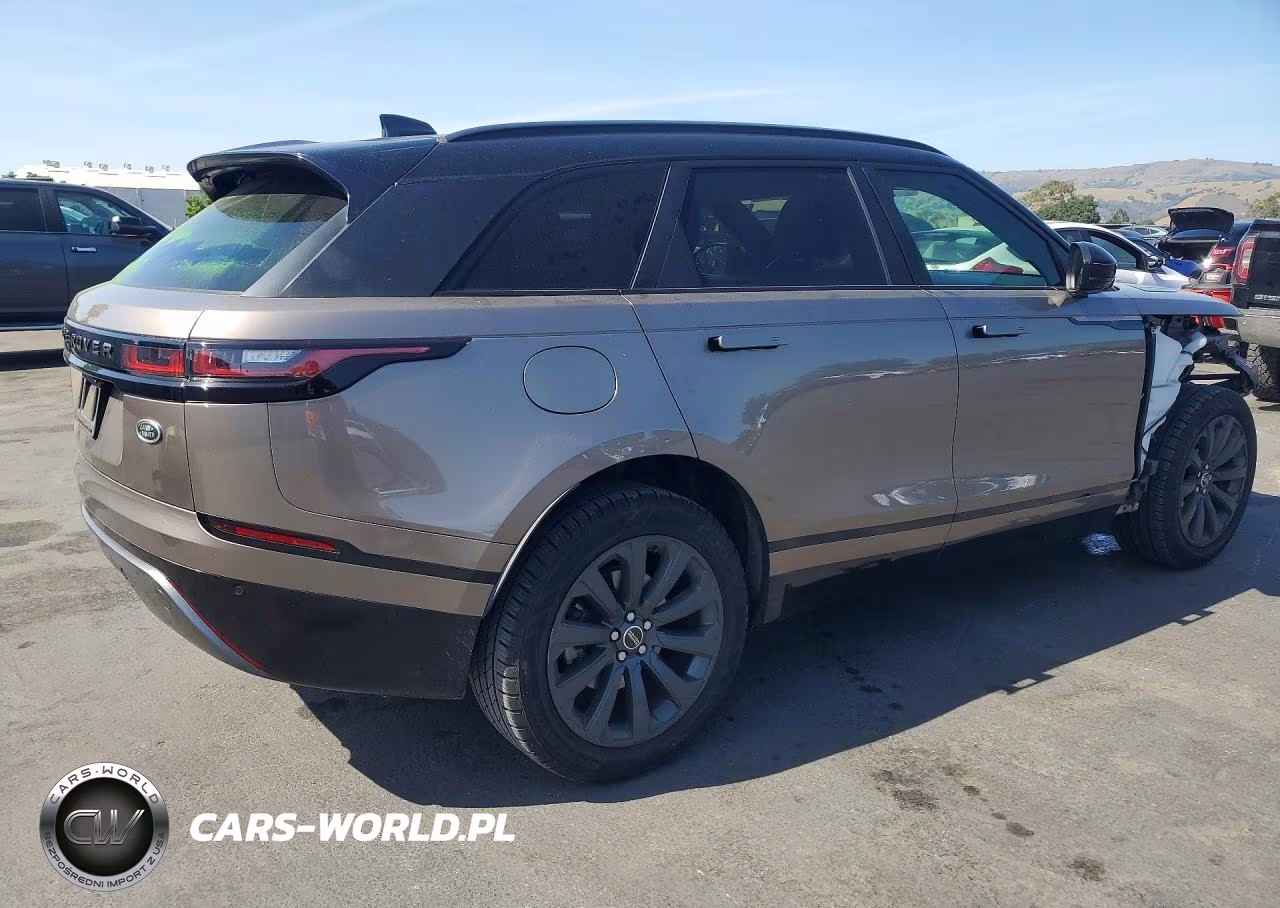 2018 Land Rover Range Rover Velar R-Dynamic Se VIN:SALYL2RX2JA723455 - 3