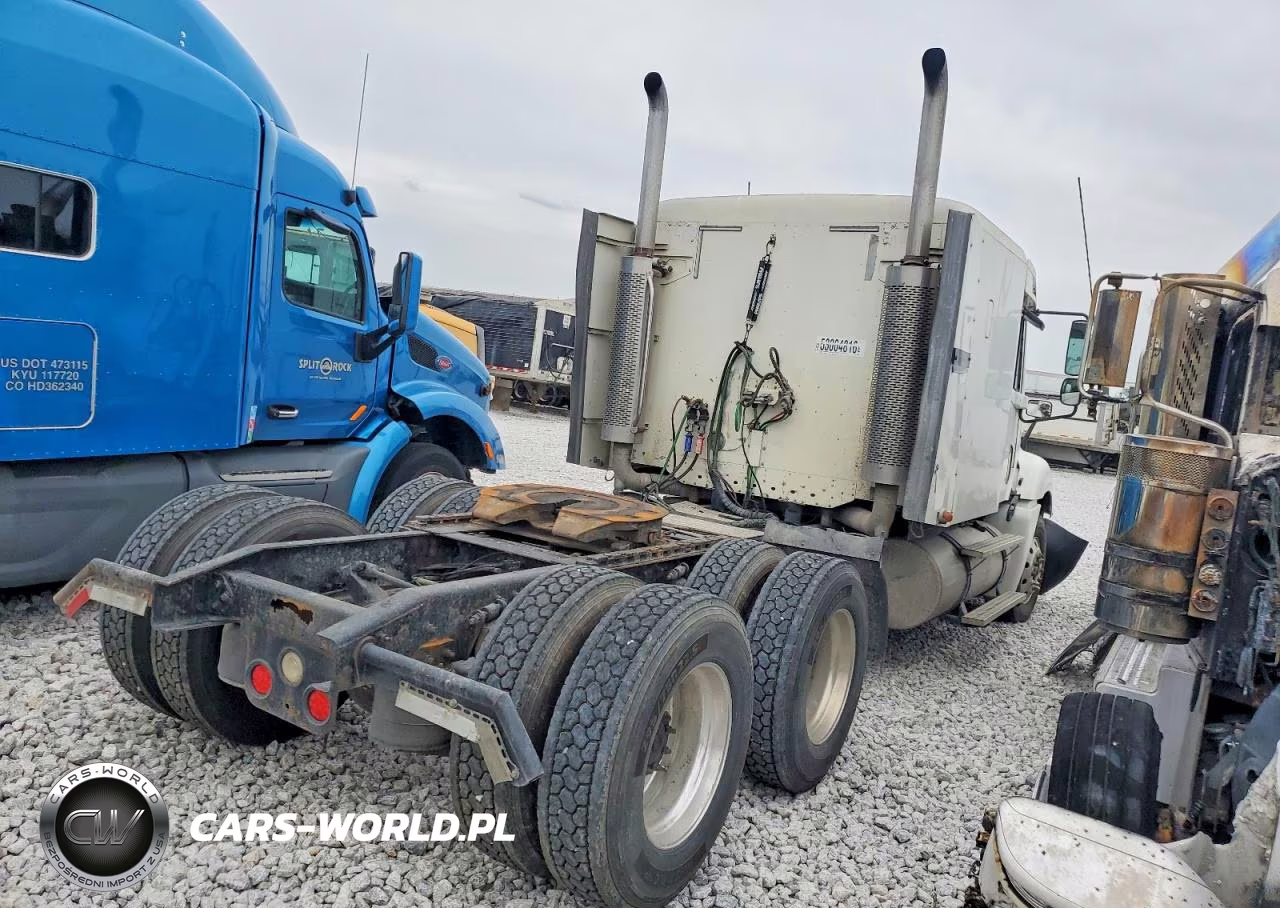 2006 Freightliner Columbia 120 Semi Truck VIN:1FUJA6AV76LW89565 - 4