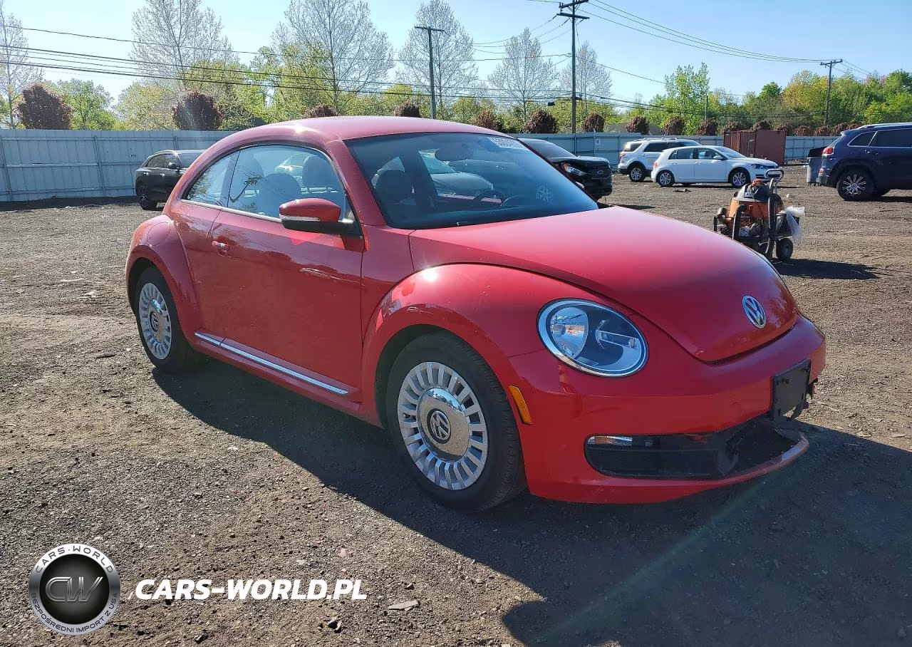 2014 Volkswagen Beetle VIN:3VWJP7AT8EM615463 - 4