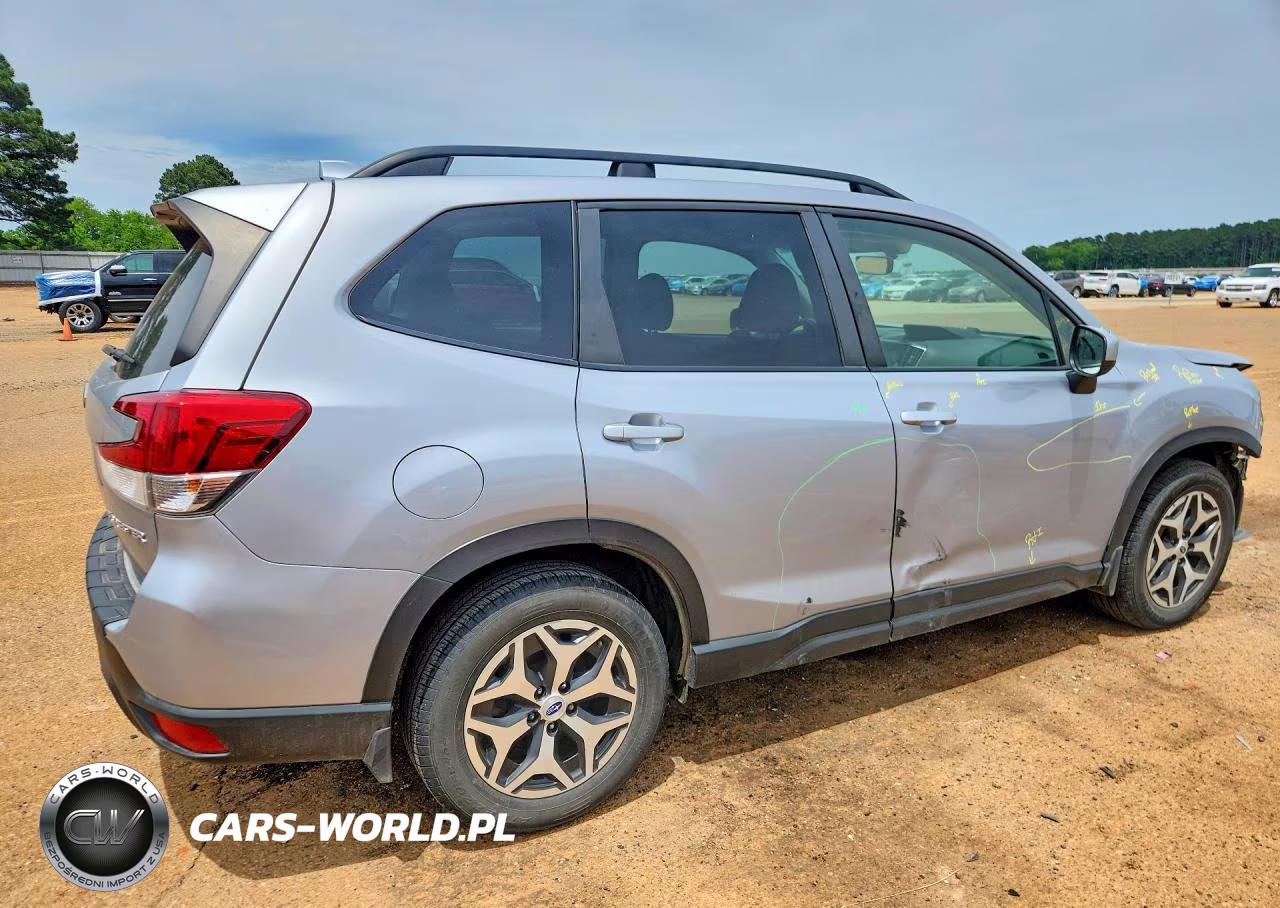 2021 Subaru Forester Premium VIN:JF2SKAJC6MH494892 - 3
