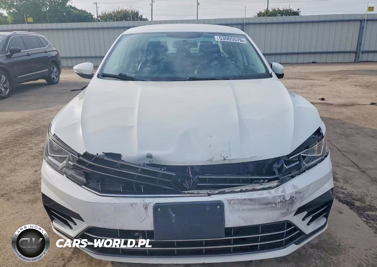 2017 Volkswagen Passat R-Line VIN:1VWDT7A31HC024647 - 5