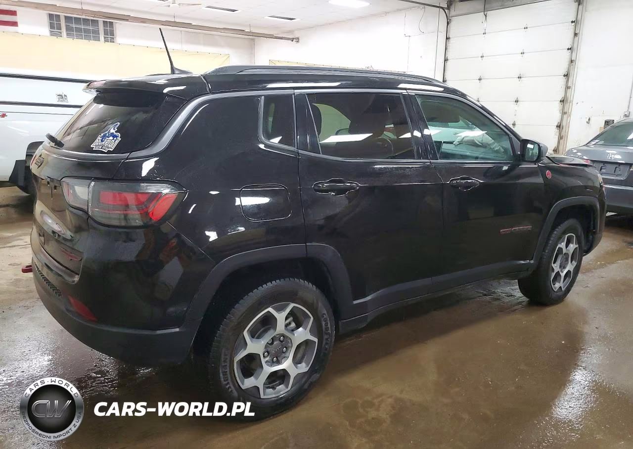 2022 Jeep Compass Trailhawk VIN:3C4NJDDB9NT160474 - 3