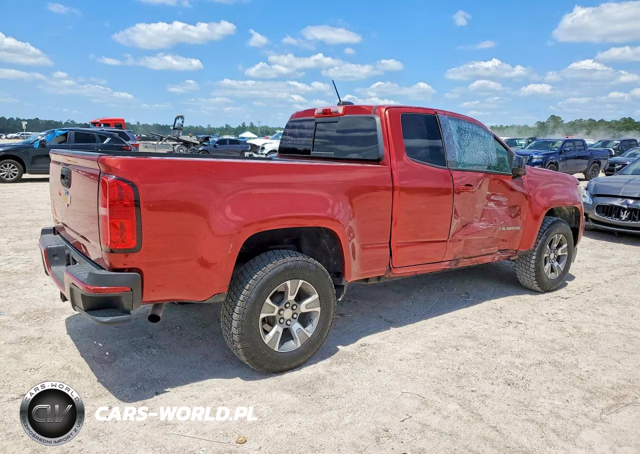 2016 Chevrolet Colorado Z71 VIN:1GCHTDE37G1377918 - 3