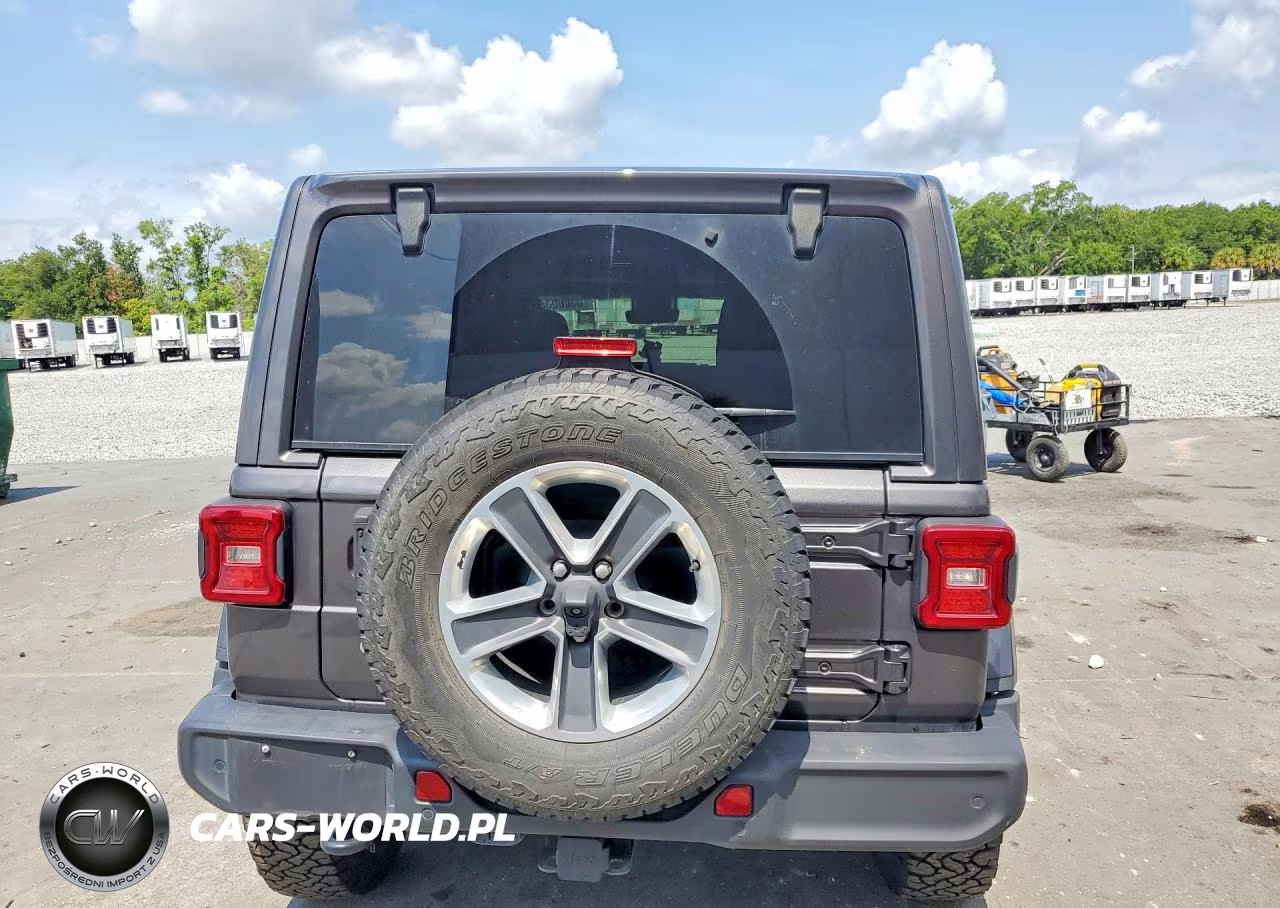 2019 Jeep Wrangler Unlimited Sahara VIN:1C4HJXEG2KW633503 - 6