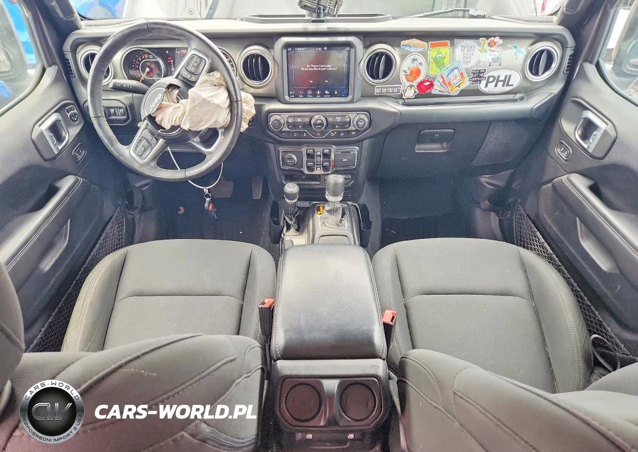 2019 Jeep Wrangler Unlimited Sahara VIN:1C4HJXEG2KW633503 - 8