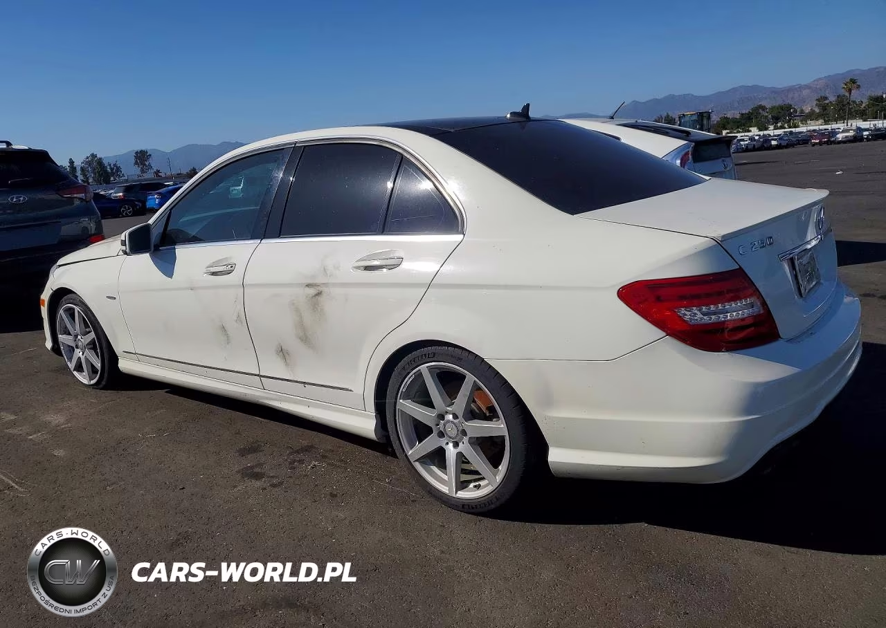 2012 Mercedes-Benz C 250 VIN:WDDGF4HB0CA686071 - 2