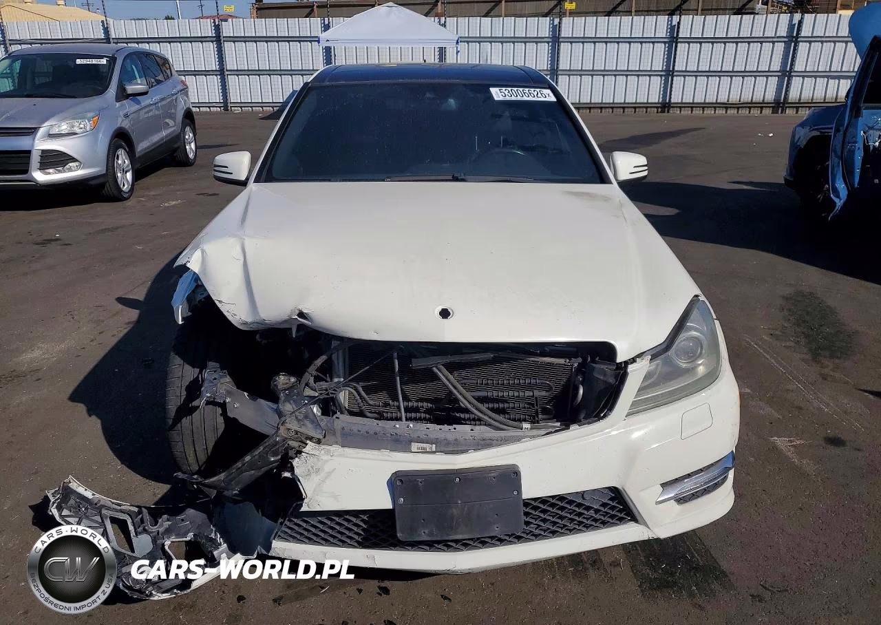 2012 Mercedes-Benz C 250 VIN:WDDGF4HB0CA686071 - 5
