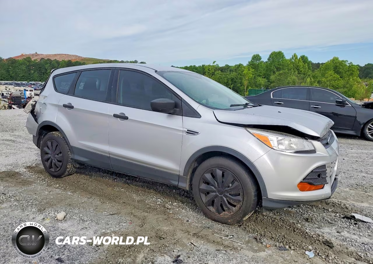 2016 Ford Escape S VIN:1FMCU0F74GUB79843 - 4