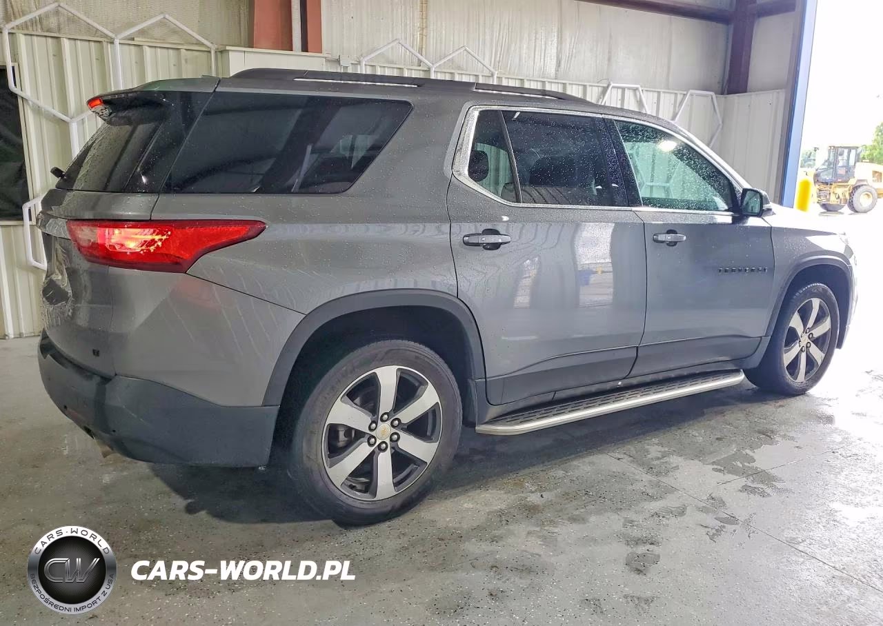 2020 Chevrolet Traverse Lt VIN:1GNERHKW0LJ173552 - 3