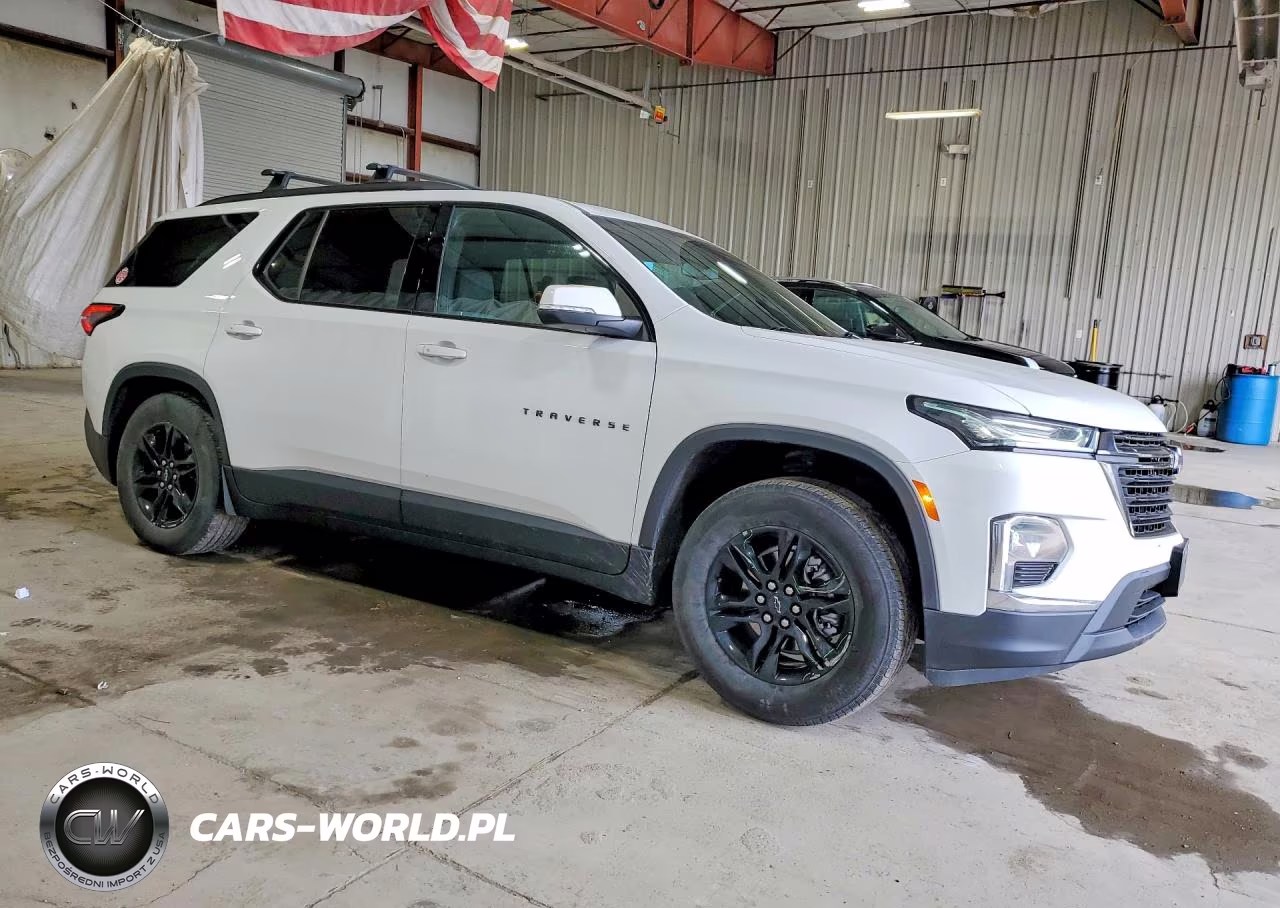 2023 Chevrolet Traverse Lt VIN:1GNERGKW0PJ112136 - 4