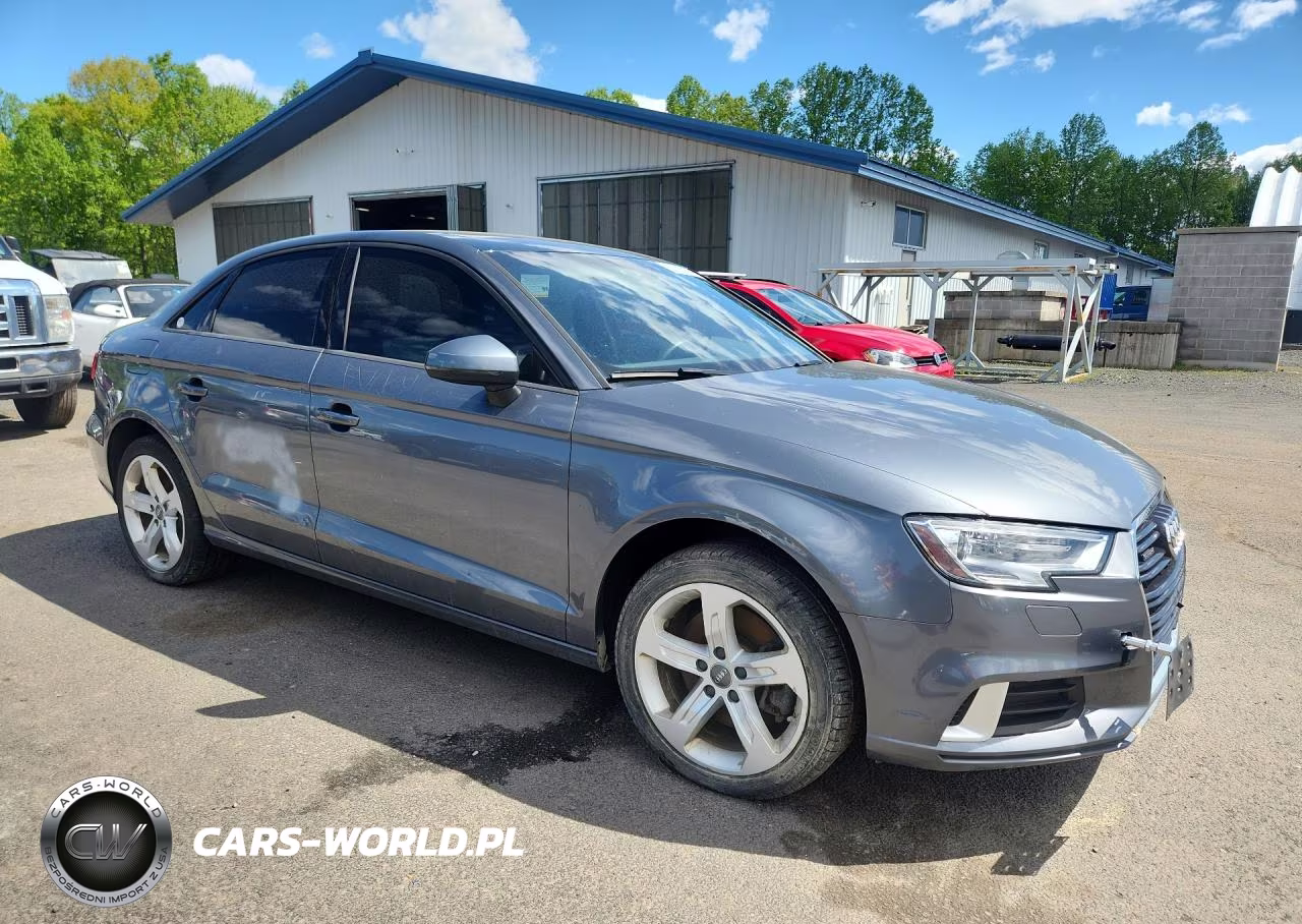 2018 Audi A3 Premium VIN:WAUB8GFF2J1044208 - 4