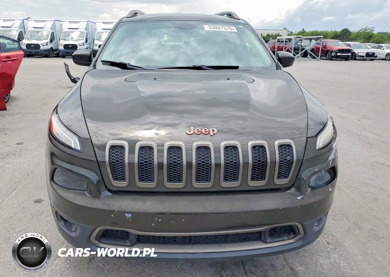 2016 Jeep Cherokee Latitude VIN:1C4PJLCB4GW346358 - 5