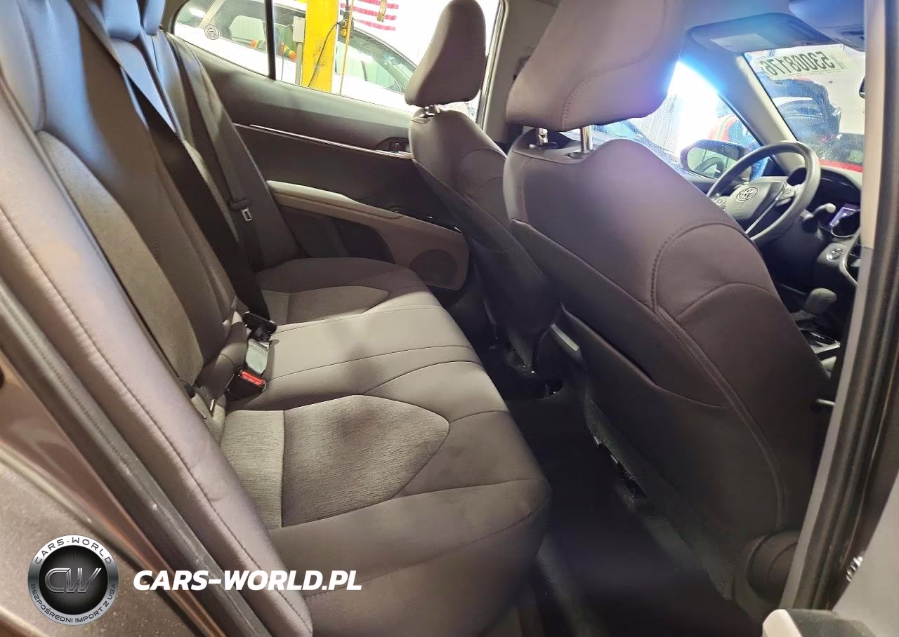 2020 Toyota Camry Le VIN:4T1L11AK5LU948872 - 10